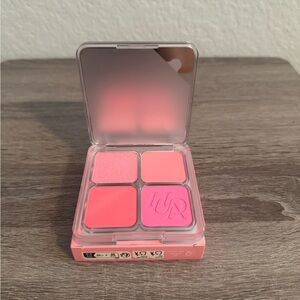 HUDA BEAUTY Blush Filter Palette - Pink